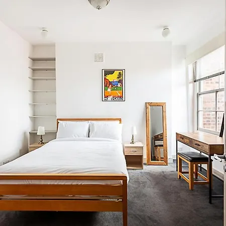 Contemporary Open Plan Penthouse