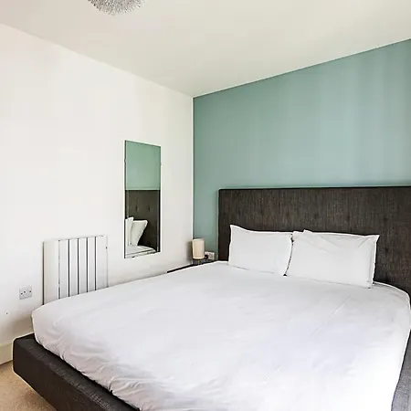 City-close 1-bed Near Tower Hill London