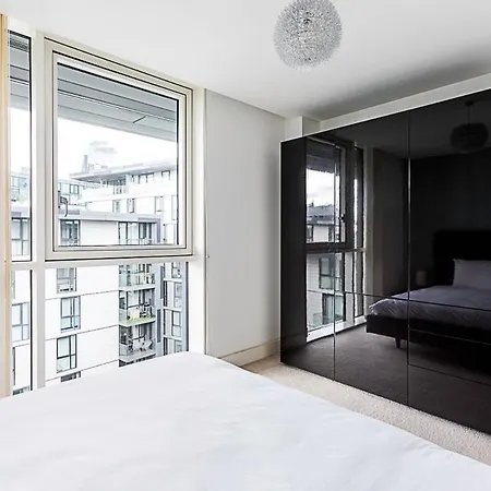 Apartment City-close 1-bed Near Tower Hill