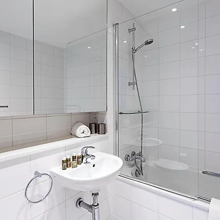 City-close 1-bed Near Tower Hill *
