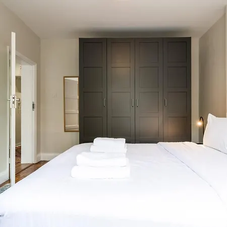 Stylish Kings Cross Flat * London