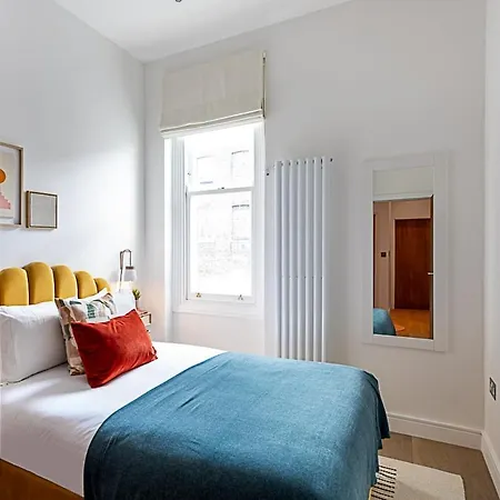 Stunning Earls Court Flat * London