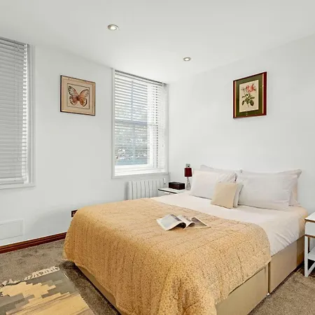 Lovely 1 Bed With Garden