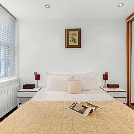 Lovely 1 Bed With Garden Apartment