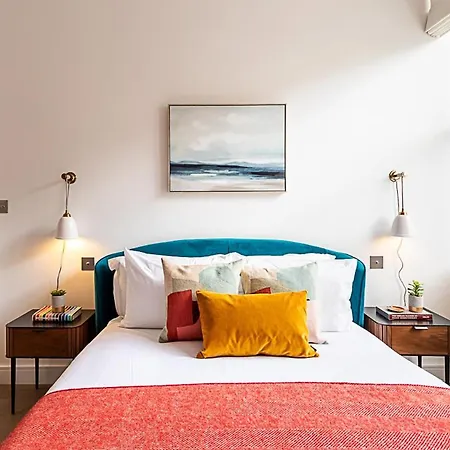 Stunning Earls Court Flat * London