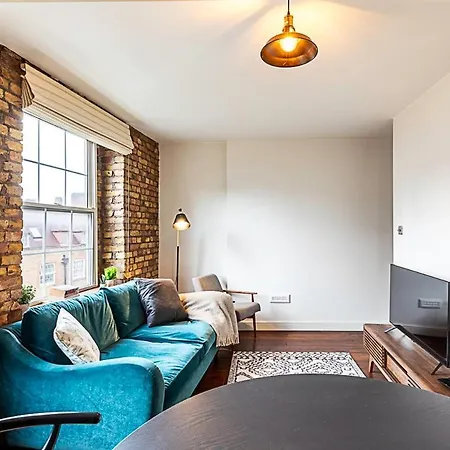 Charming Shoreditch Apartment