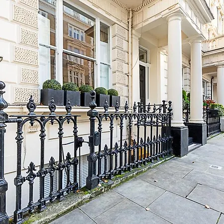 Apartment Beautiful Two Bedroom Abode In Notting Hill London