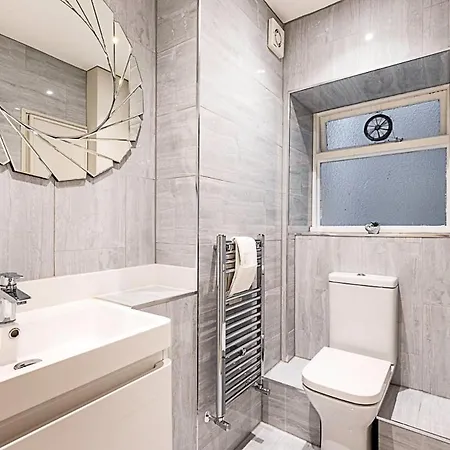 Apartment Beautiful Two Bedroom Abode In Notting Hill London