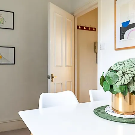 Cosy Flat In Battersea Park Appartamento