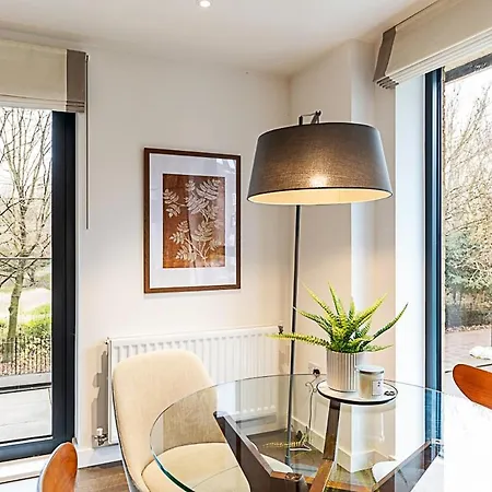 Spacious And Trendy Shoreditch Flat * London