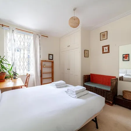 Cosy And Spacious Apartment *