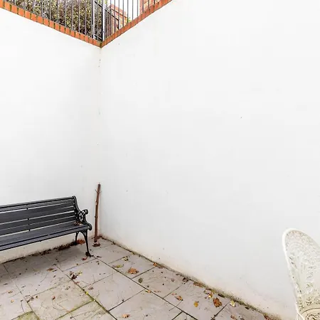 Colourful Near Clapham Common! Apartment