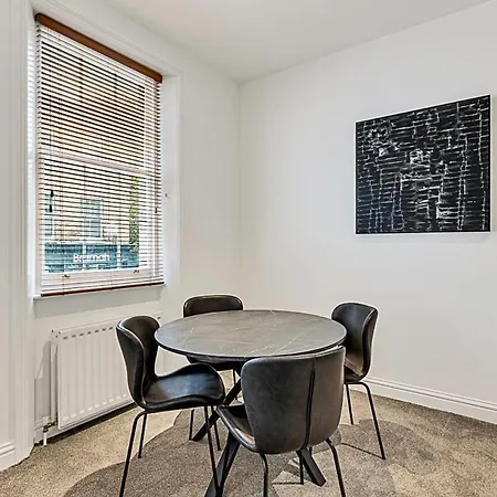 A One-bedroom Situated In Apartment London