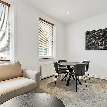 A One-bedroom Situated In London