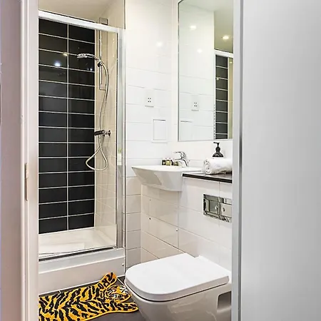 Apartman Vibrant And Modern With Canal Views London