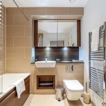 Cosy Urban Retreat In Highbury & Islington London