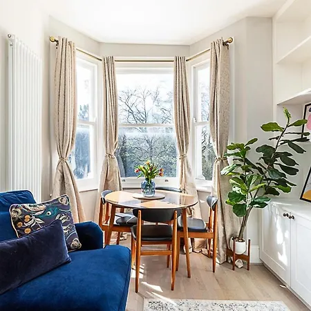 Apartment Lovely Bishops Park Flat *