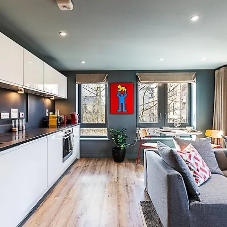 Bermondsey Bliss Views Comfort And Access! Apartment