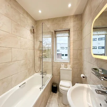 Camden P3 Apartment