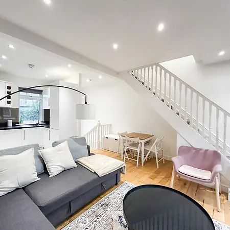 Camden P3 Apartment London
