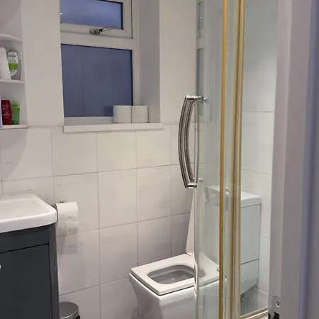 Apartment Cosy Guest Suite, West London Hounslow