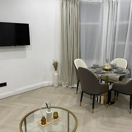 Apartment Stylish 2 Bed Luxury 10 Mins To Ldn