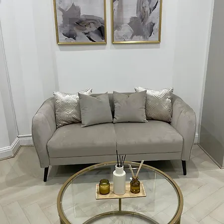 Apartment Stylish 2 Bed Luxury 10 Mins To Ldn *