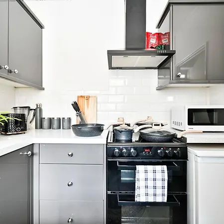 Apartment Cosy 3bd Sleeps 6