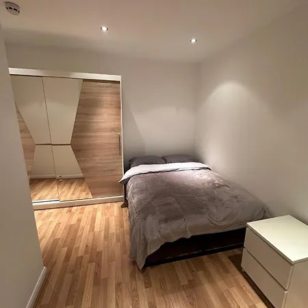 Bangkok Peaceful En-suite 30 Min London * The Hyde