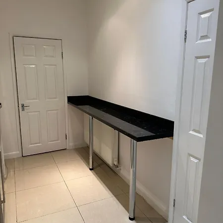 Bangkok Peaceful En-suite 30 Min London The Hyde