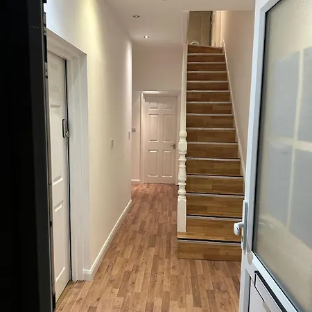 Homestay Bangkok Peaceful En-suite 30 Min London The Hyde