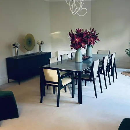 A Contemporary Flat In Chelsea Apartment London