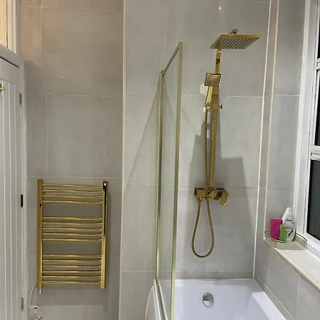 Apartment Stylish 2 Bed Luxury 10 Mins To Ldn