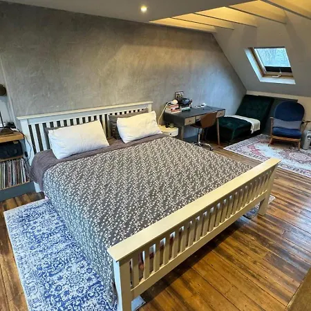 Madika Homes 4 Bed House Contractor Corporate Apartment
