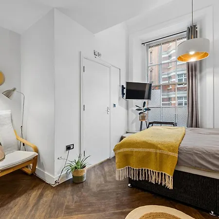 Private Accomodation In Central London, Limited Offer In January, Card Payment Apartment