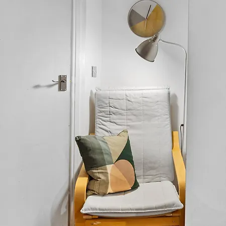 Apartment Private Accomodation In Central London, Limited Offer In January, Card Payment