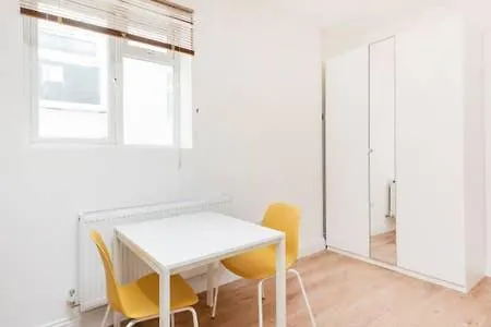 Apartment Modern Flat- Camden Town King's Cross Zone 1 London