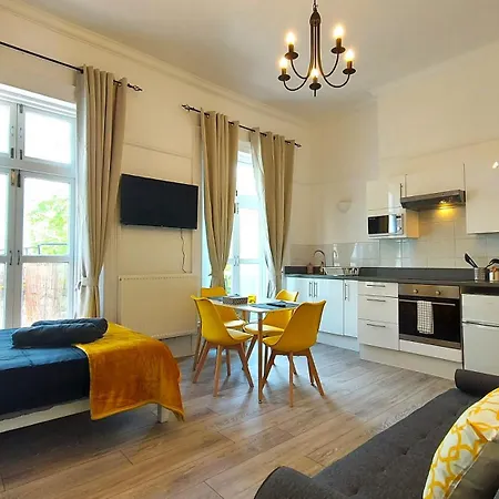 Big With View To Park In Camden Kings Cross Apartment