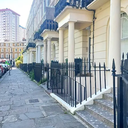 Big With View To Park In Camden Kings Cross Apartment London