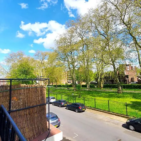 Big With View To Park In Camden Kings Cross *