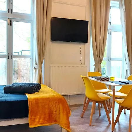 Apartment Big With View To Park In Camden Kings Cross London