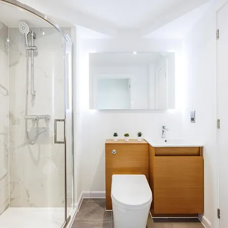 Gem 1-bed Flat Luton * London