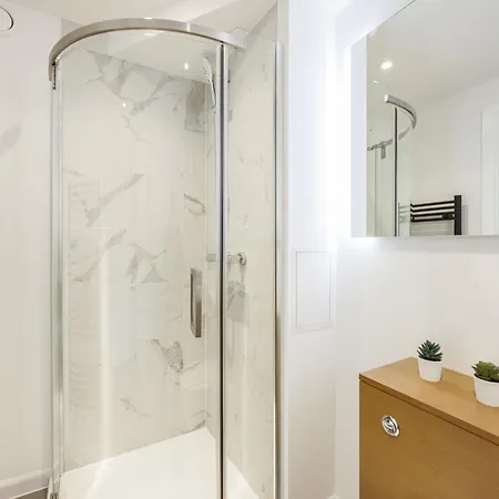 Apartment Gem 1-bed Flat Luton *
