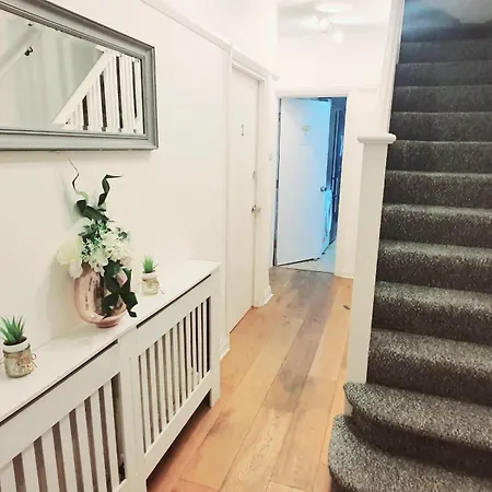 Deluxe Comfy With En-suite - 1 Homestay