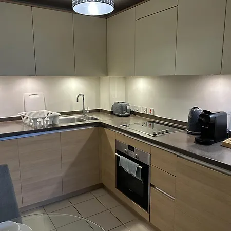 Apartment One Bedroom Next To Wembley Staduim