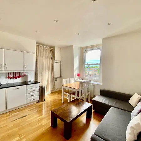 Apartment Bright, Modern Flat In Brixton *