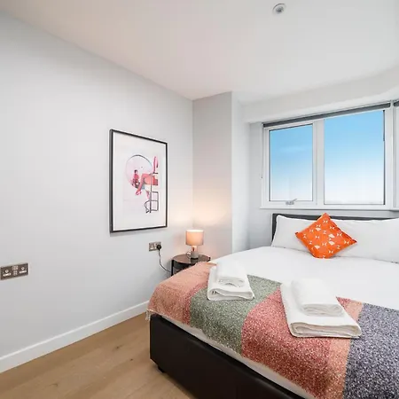 Wembley - Cosy One-bedroom Apartment *