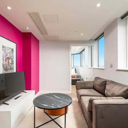 Wembley - Cosy One-bedroom Apartment