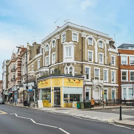 3 Bed 3 Bathroom Flat In Kensington B *