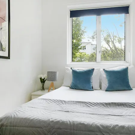 Homestay Kensington High Street Hububb
